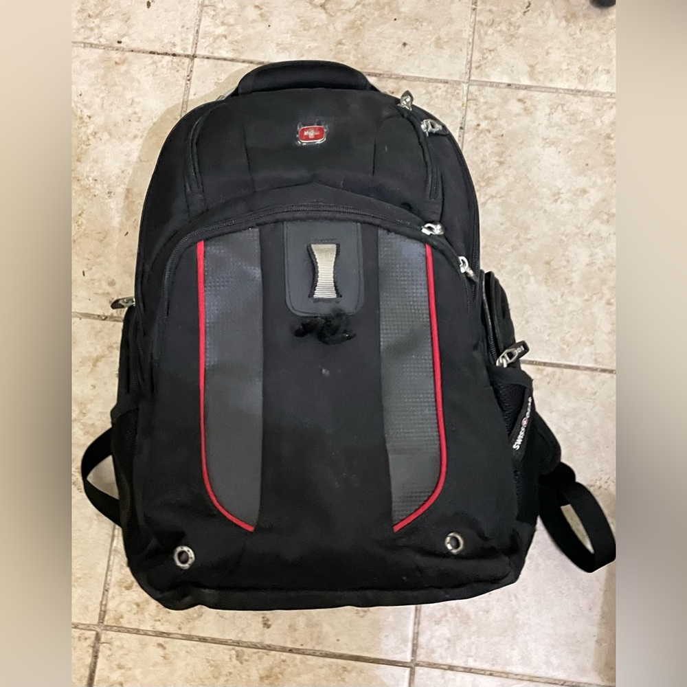 Swissgear Airflow Wagnerback pack  Multi Pouches Heavy Duty SA6916.